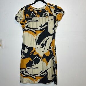 Badgley Mischka Pleated Neckline Poof Short Sleeve Abstract Design Midi Dress